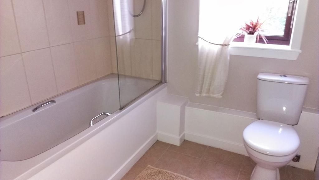 The Thistle Inn Cumnock Room photo